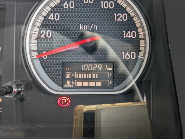 UD コンドル 2RG-BRR90S2(2WD)の写真27