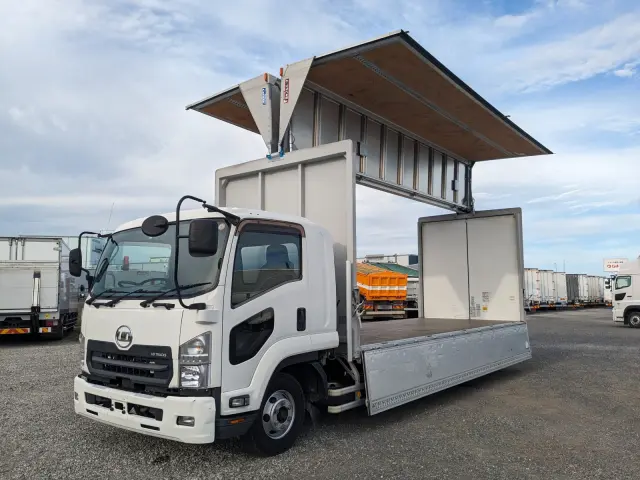 UD コンドル 2RG-BRR90S2(2WD)の写真42