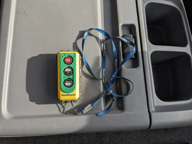 UD コンドル 2RG-BRR90S2(2WD)の写真49