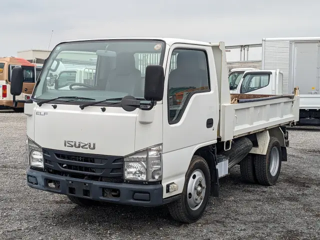 いすゞ エルフ TPG-NKR85AD(2WD)の写真1