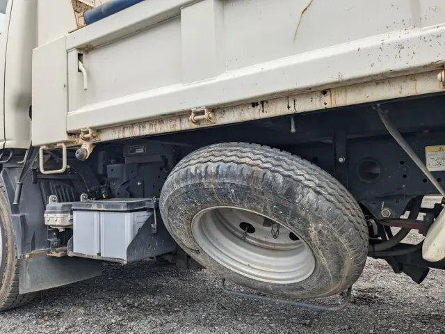いすゞ エルフ TPG-NKR85AD(2WD)の写真22