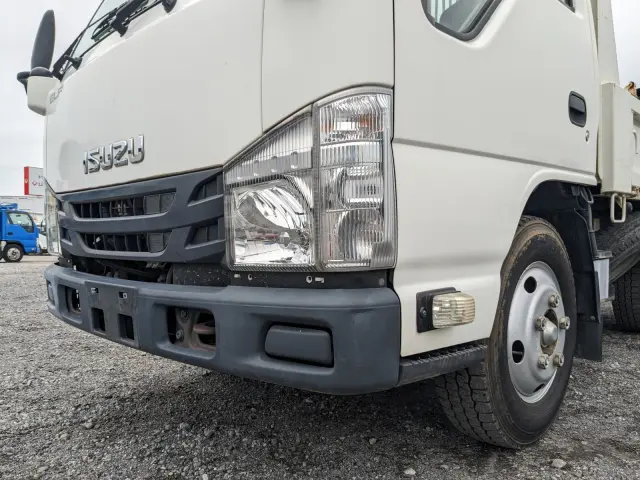 いすゞ エルフ TPG-NKR85AD(2WD)の写真24