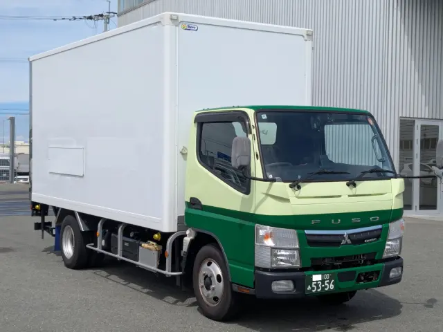 三菱 キャンター 2PG-FEAV0(2WD)の写真3