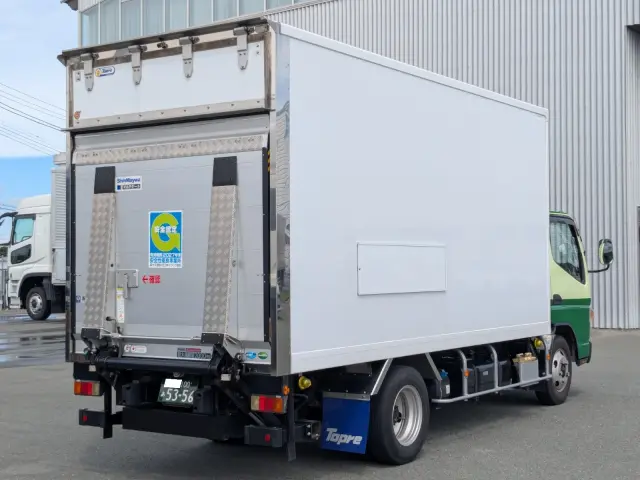 三菱 キャンター 2PG-FEAV0(2WD)の写真4