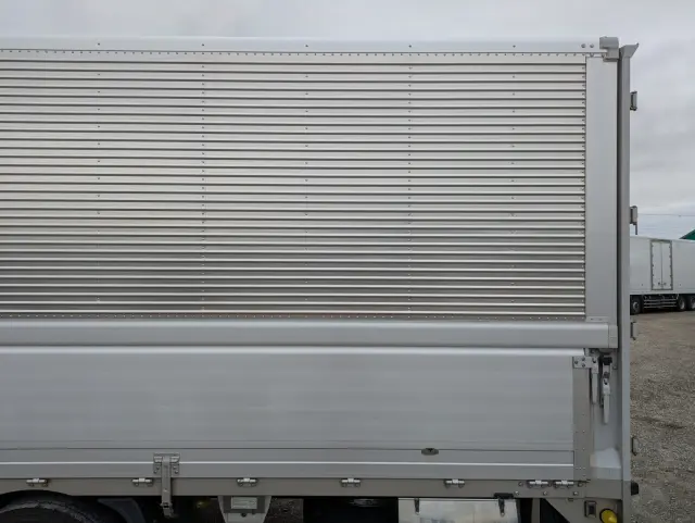 日野 プロフィア 2DG-FR1AHG(6x2)の写真20