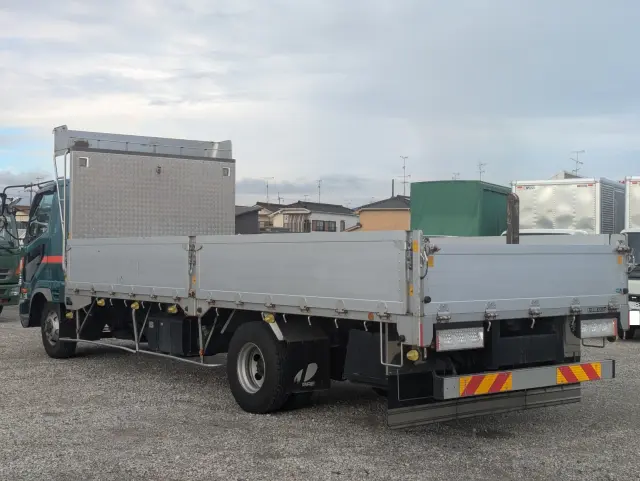 三菱 ファイター 2KG-FK62F(2WD)の写真6