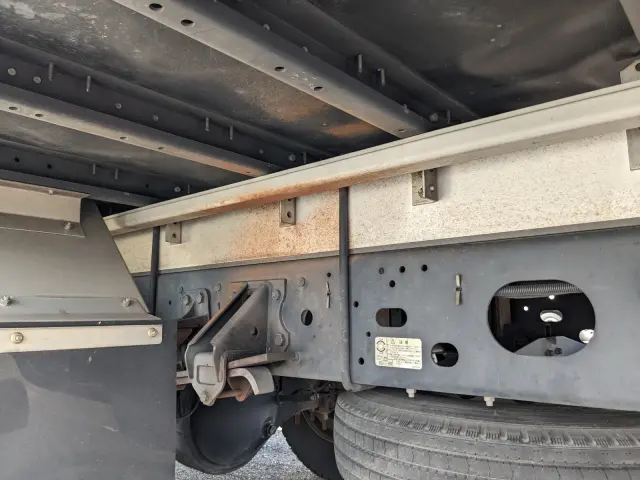 いすゞ フォワード TKG-FRR90S2(2WD)の写真21