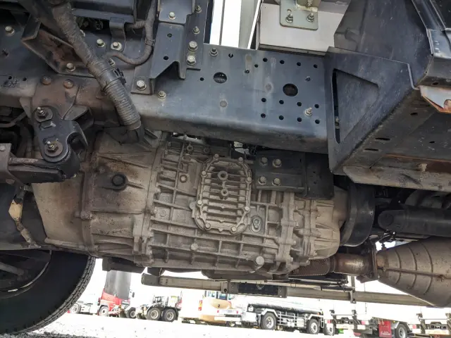 いすゞ フォワード TKG-FRR90S2(2WD)の写真29
