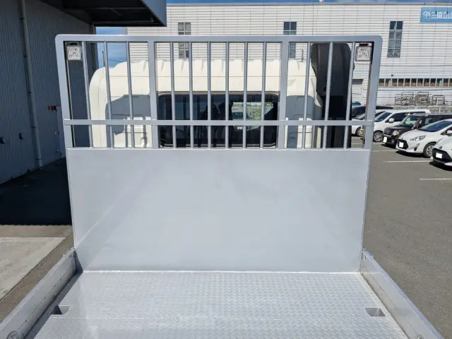 日野 プロフィア 2DG-FS1EJA(6x4)の写真18
