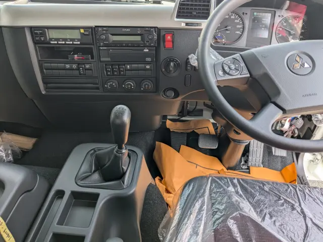 三菱 ファイター 2KG-FK65F(2WD)の写真26