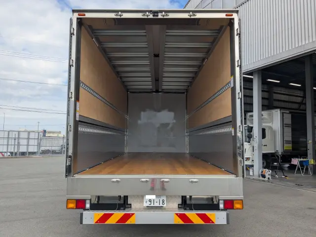 三菱 ファイター 2KG-FK65F(2WD)の写真8