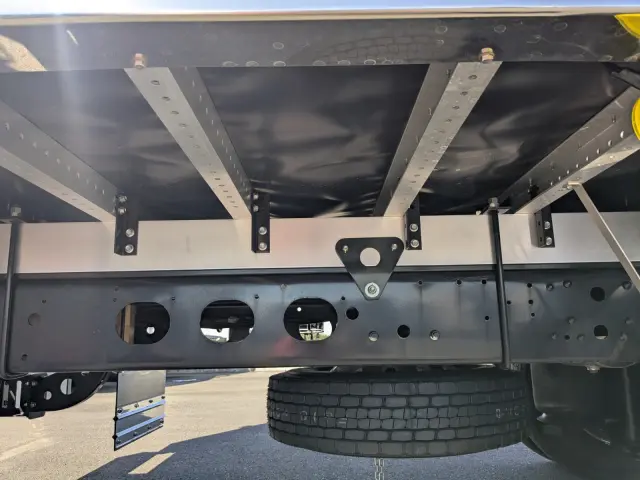 三菱 ファイター 2KG-FK65F(2WD)の写真14