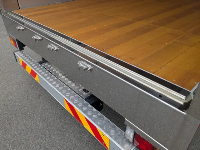 三菱 ファイター 2KG-FK65F(2WD)の写真20