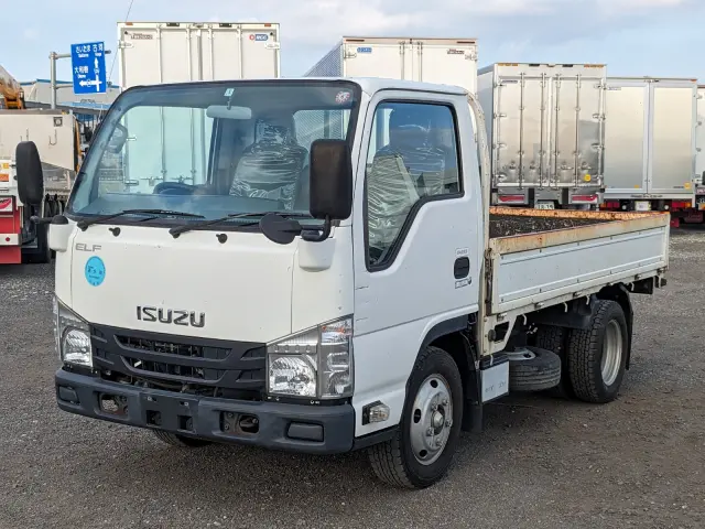 いすゞ エルフ TPG-NKR85A(2WD)の写真1