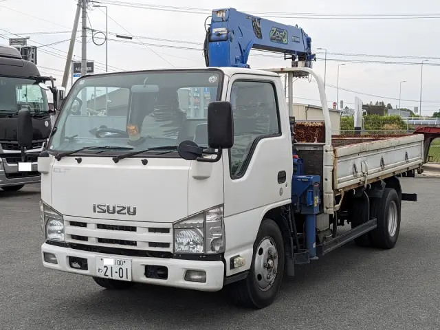 いすゞ エルフ TKG-NKR85AR(2WD)の写真1
