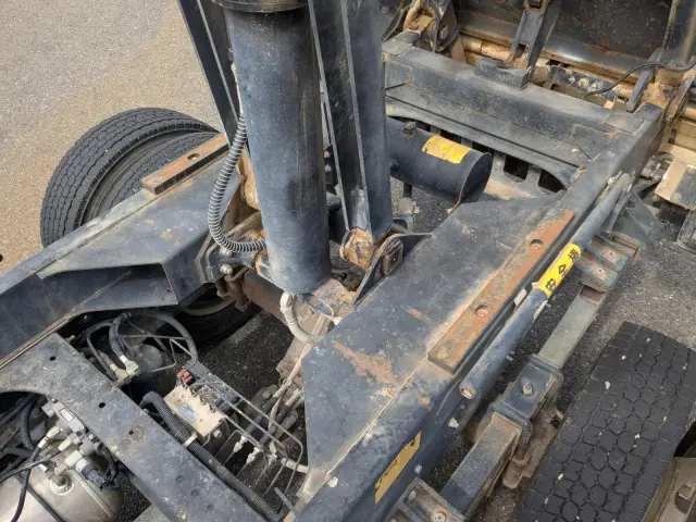 ＵＤ コンドル TKG-MK38L(2WD)の写真17