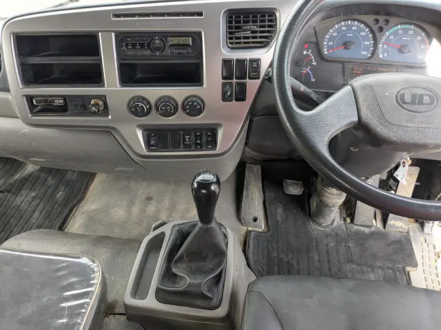 ＵＤ コンドル TKG-MK38L(2WD)の写真37