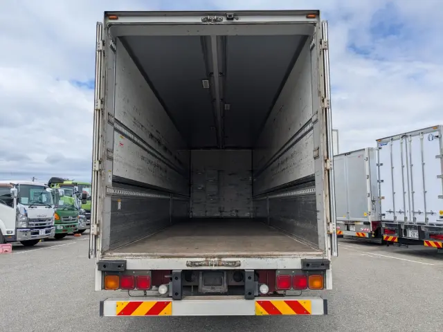 三菱 スーパーグレート QPG-FS64VZ(8x4)の写真9