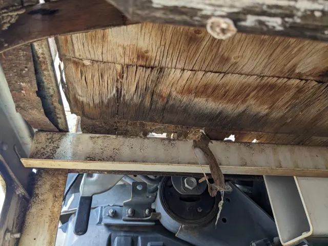 いすゞ エルフ TPG-NJR85A(2WD)の写真14