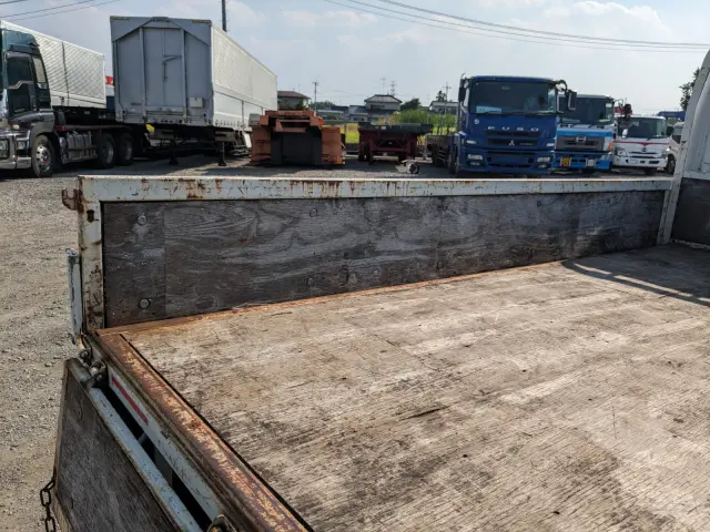 いすゞ エルフ TPG-NJR85A(2WD)の写真18