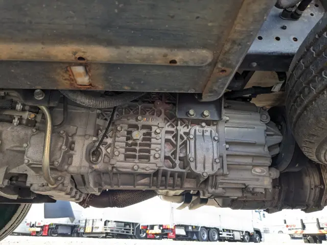 いすゞ エルフ TPG-NJR85A(2WD)の写真22