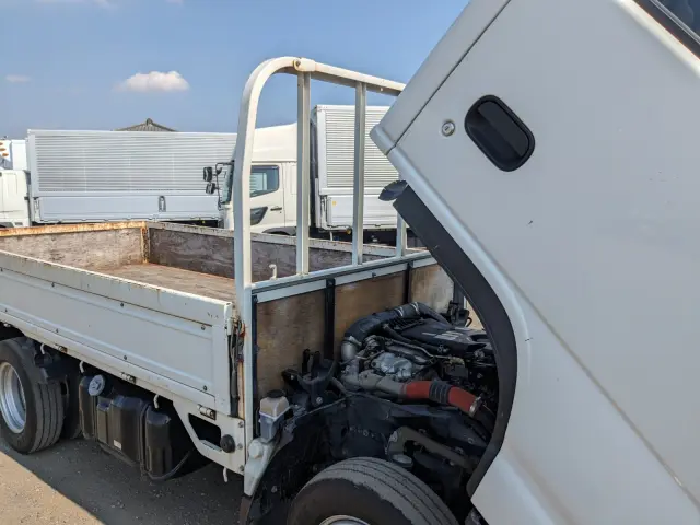 いすゞ エルフ TPG-NJR85A(2WD)の写真37