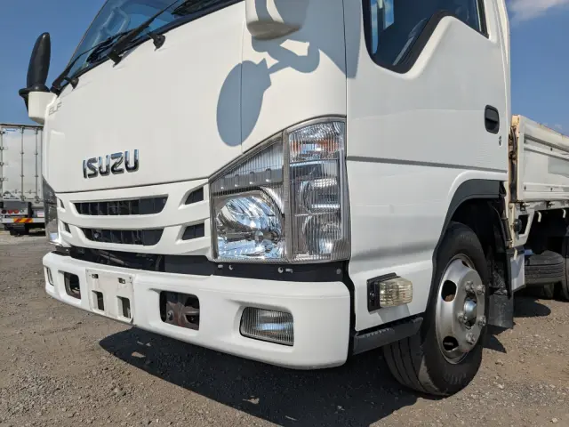 いすゞ エルフ TPG-NJR85A(2WD)の写真38