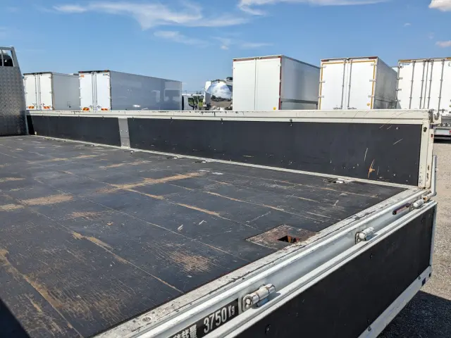 日野 レンジャー 2KG-FC2ABA(2WD)の写真15