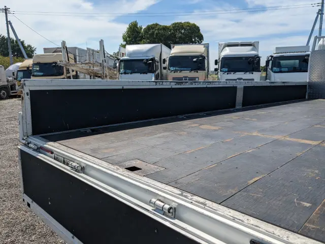 日野 レンジャー 2KG-FC2ABA(2WD)の写真16