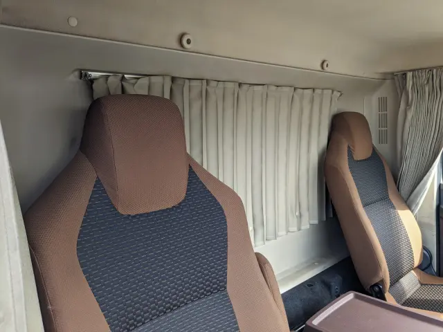 日野 レンジャー 2KG-FC2ABA(2WD)の写真29