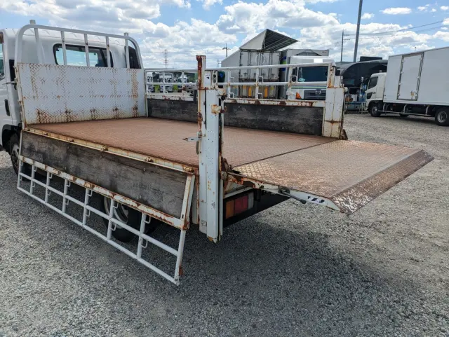 いすゞ エルフ TKG-NPR85AR(2WD)の写真16