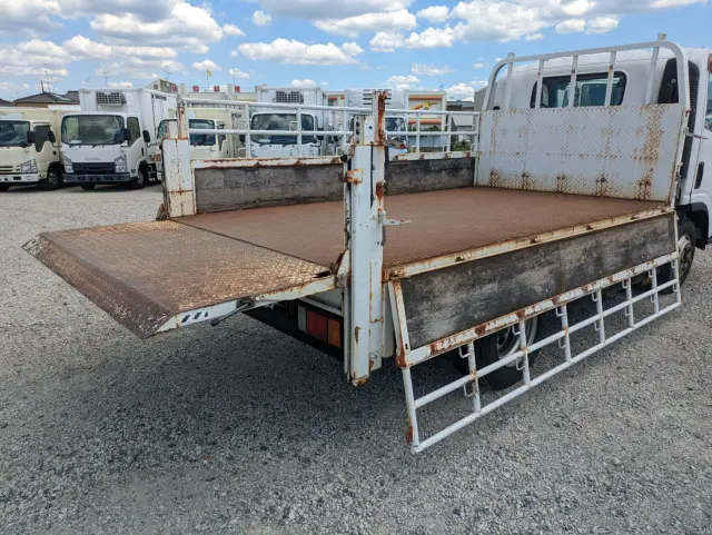 いすゞ エルフ TKG-NPR85AR(2WD)の写真17