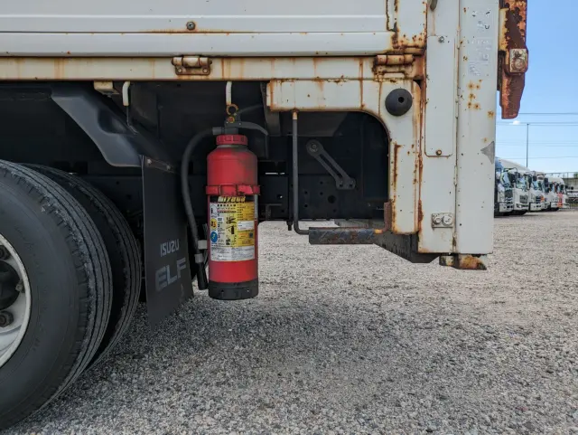 いすゞ エルフ TKG-NPR85AR(2WD)の写真19