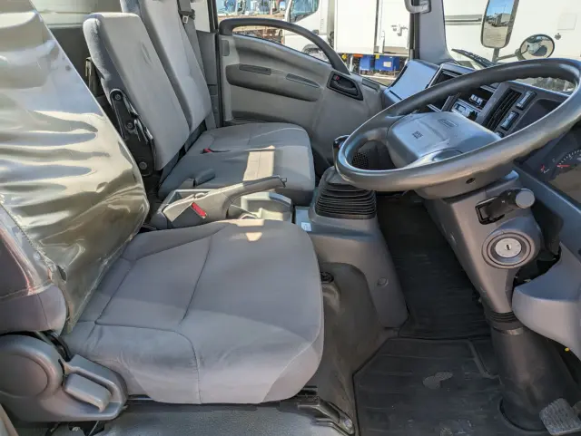 いすゞ エルフ TKG-NPR85AR(2WD)の写真28