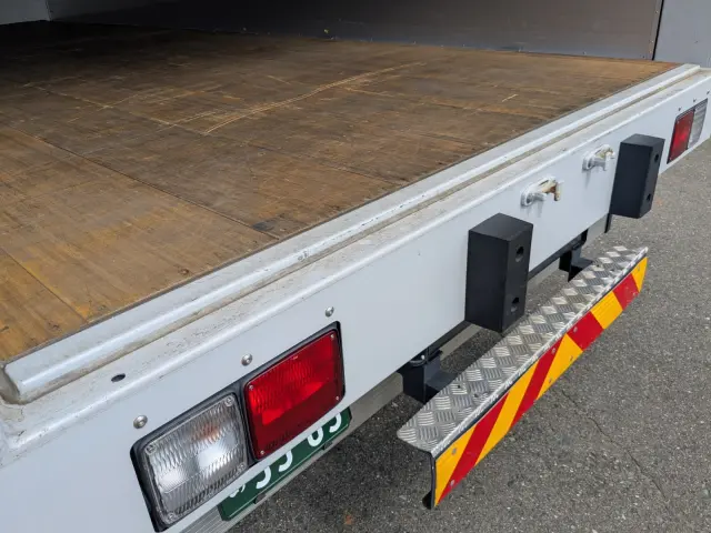 日野 レンジャー 2KG-FD2ABG(2WD)の写真11