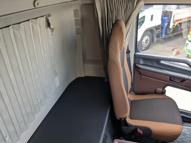日野 レンジャー 2KG-FD2ABG(2WD)の写真33