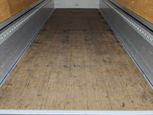 日野 レンジャー 2PG-FD2ABG(2WD)の写真15