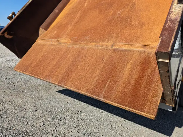 いすゞ ギガ QKG-CYZ77BM(6x4)の写真9