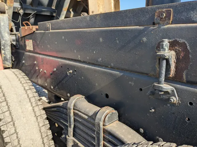 いすゞ ギガ QKG-CYZ77BM(6x4)の写真26