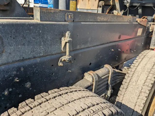 いすゞ ギガ QKG-CYZ77BM(6x4)の写真30