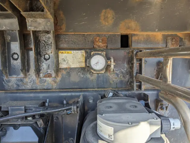 いすゞ ギガ QKG-CYZ77BM(6x4)の写真31