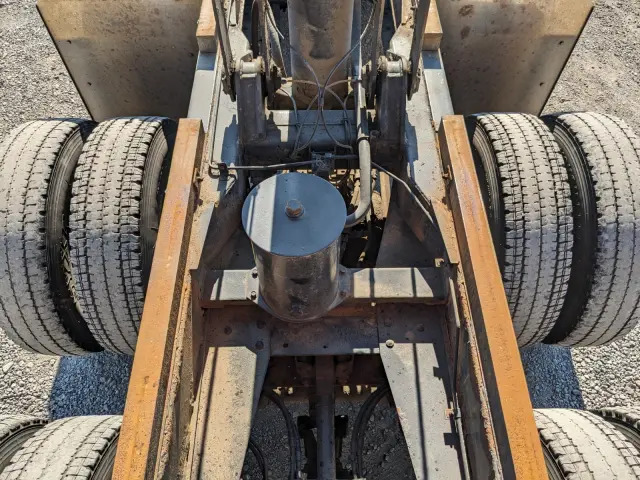 いすゞ ギガ QKG-CYZ77BM(6x4)の写真36