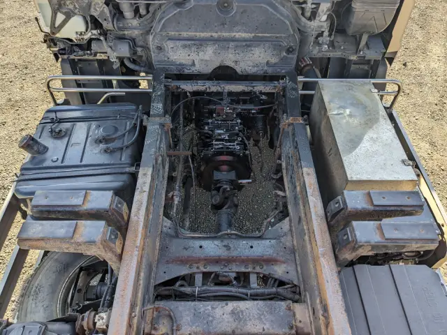 いすゞ ギガ QKG-CYZ77BM(6x4)の写真37