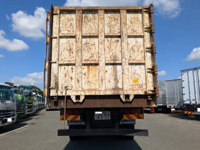 三菱 スーパーグレート QPG-FV60VZ(6x4)の写真6