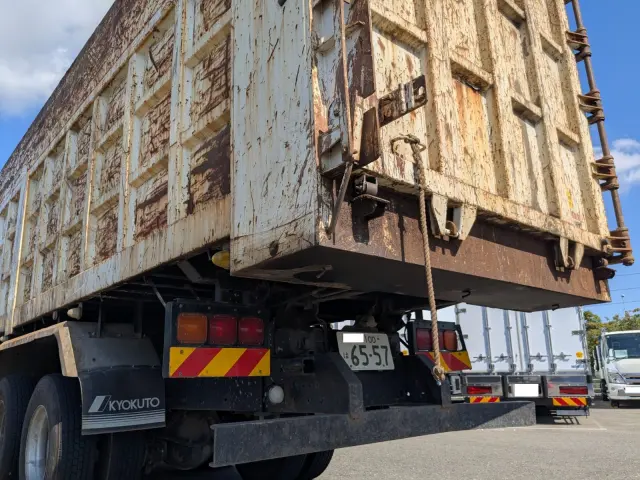 三菱 スーパーグレート QPG-FV60VZ(6x4)の写真7