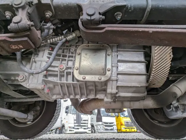 日野 プロフィア 2DG-FW1AHC(8x4)の写真29