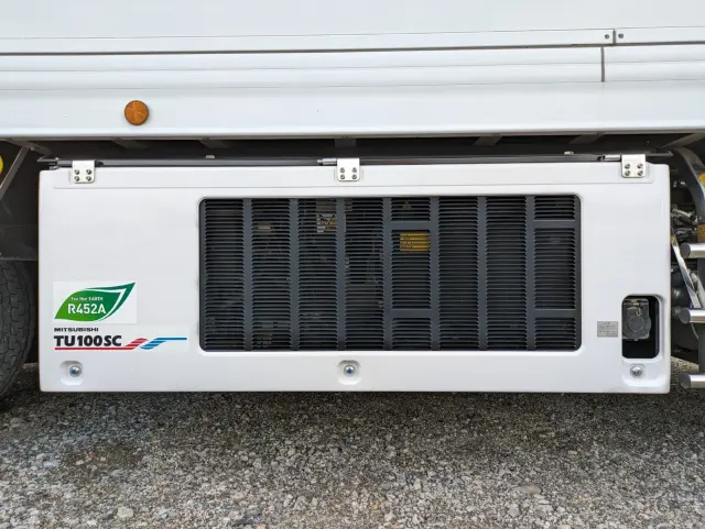 日野 プロフィア 2DG-FW1AHC(8x4)の写真37