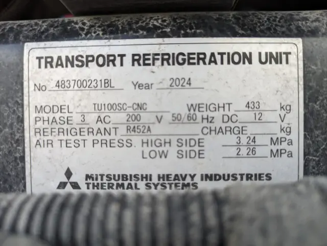 日野 プロフィア 2DG-FW1AHC(8x4)の写真39