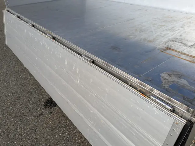 三菱 キャンター 2RG-FBAV0(2WD)の写真27