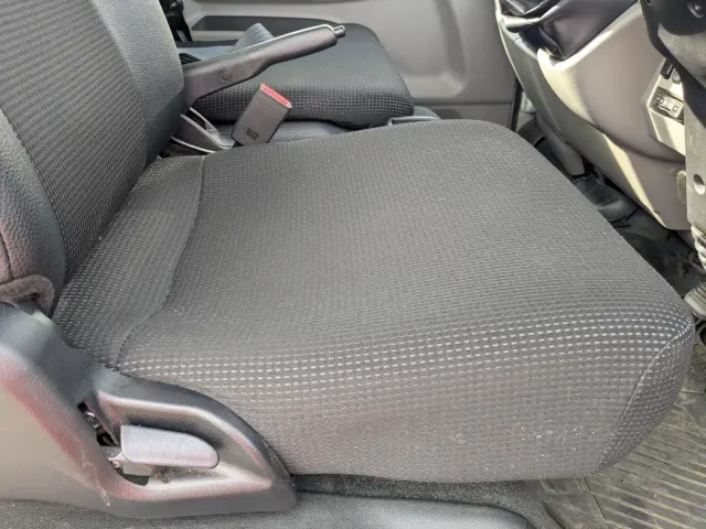 三菱 キャンター 2RG-FBAV0(2WD)の写真32